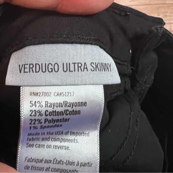 Paige Verdugo distressed black jeans - Picture 8 of 10